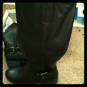 Women's boots